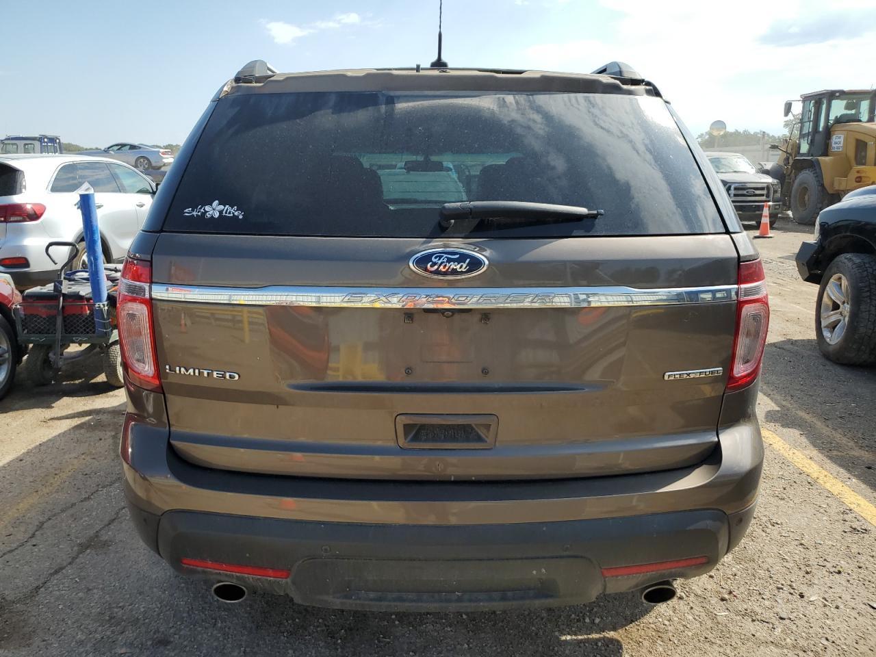 2015 Ford Explorer Limited - Фото 6