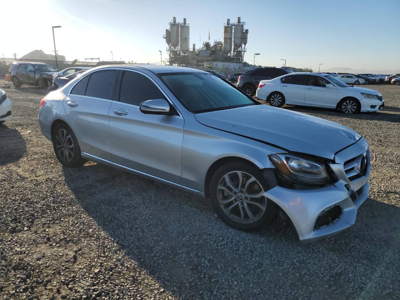 2017 Mercedes-Benz C 300 - Фото 4
