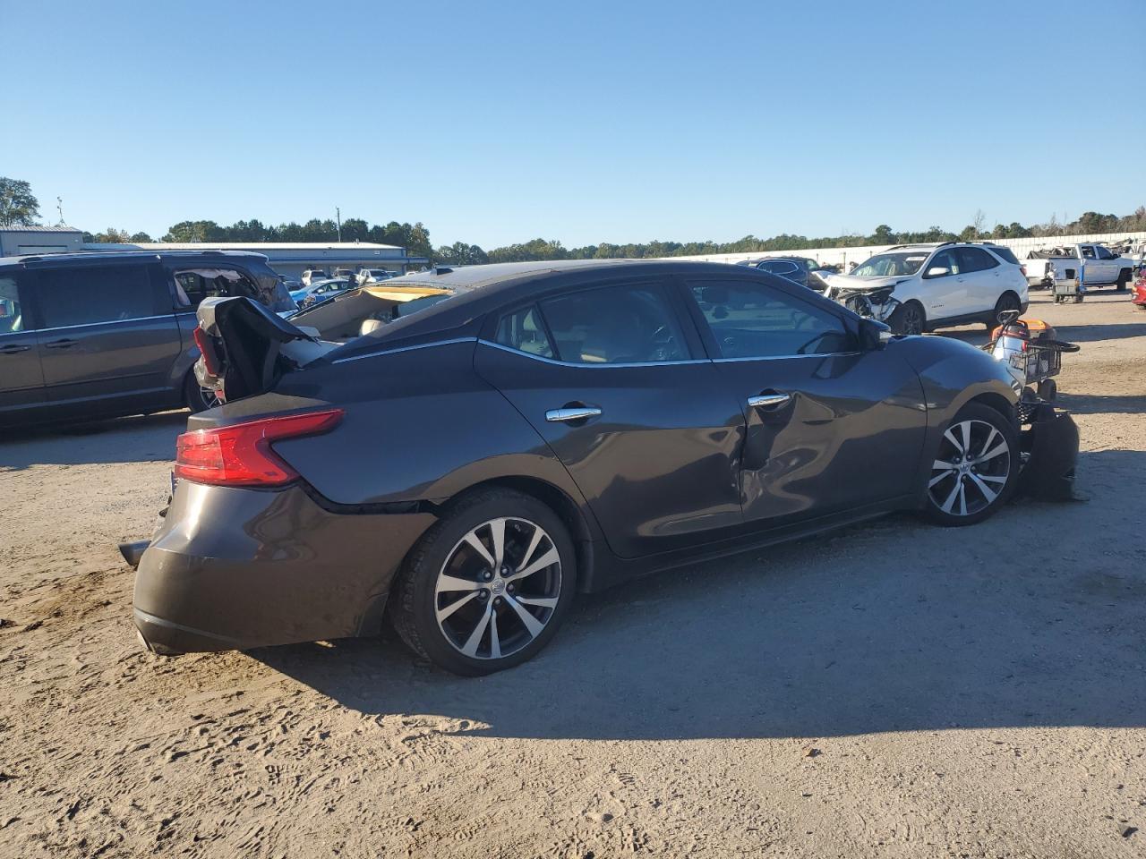 2016 Nissan Maxima 3.5S - Image 3