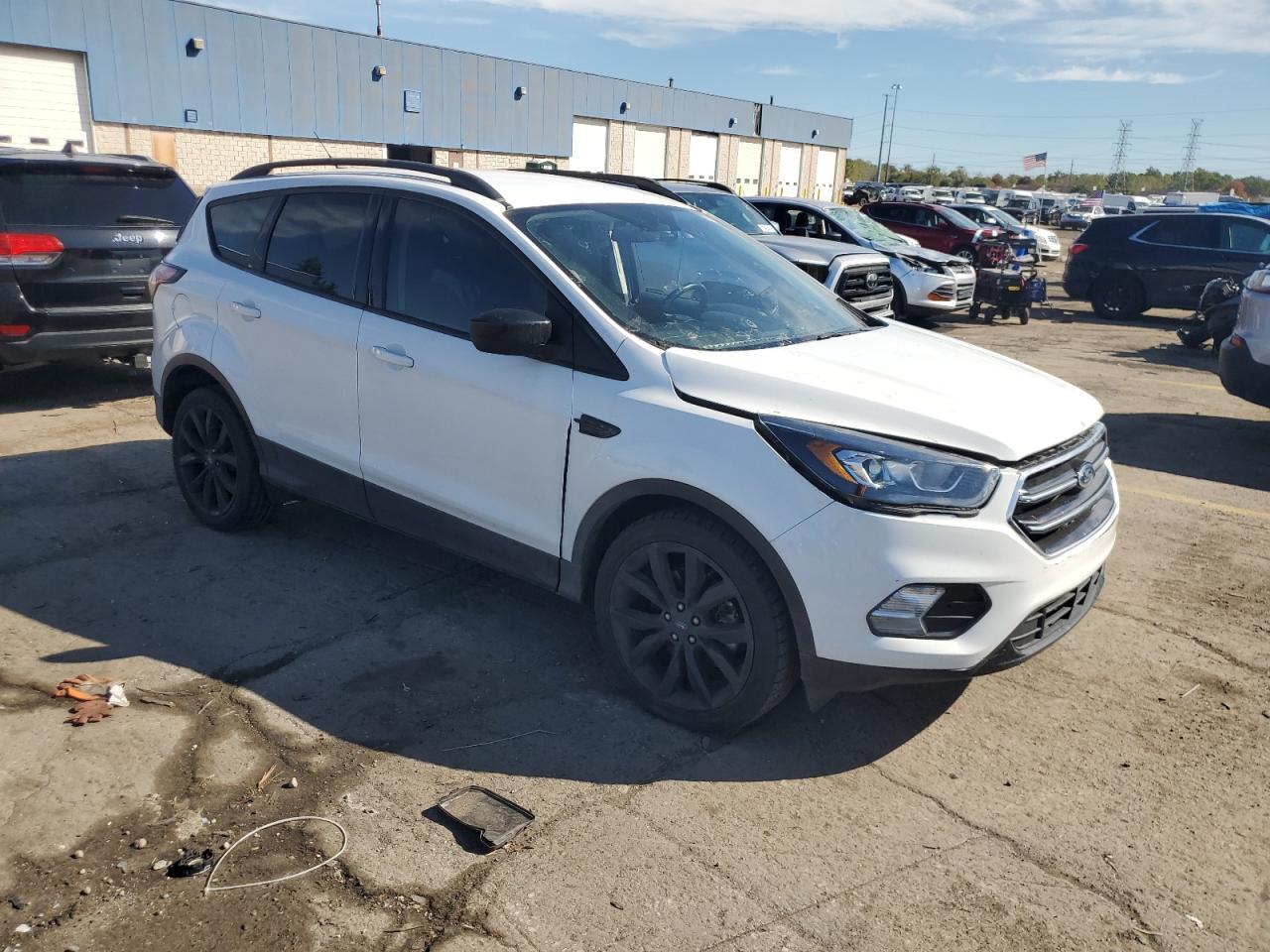 2018 Ford Escape Se - Фото 4