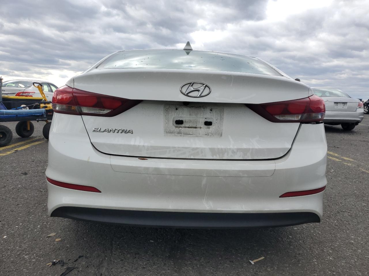 2017 Hyundai Elantra Se - Image 6