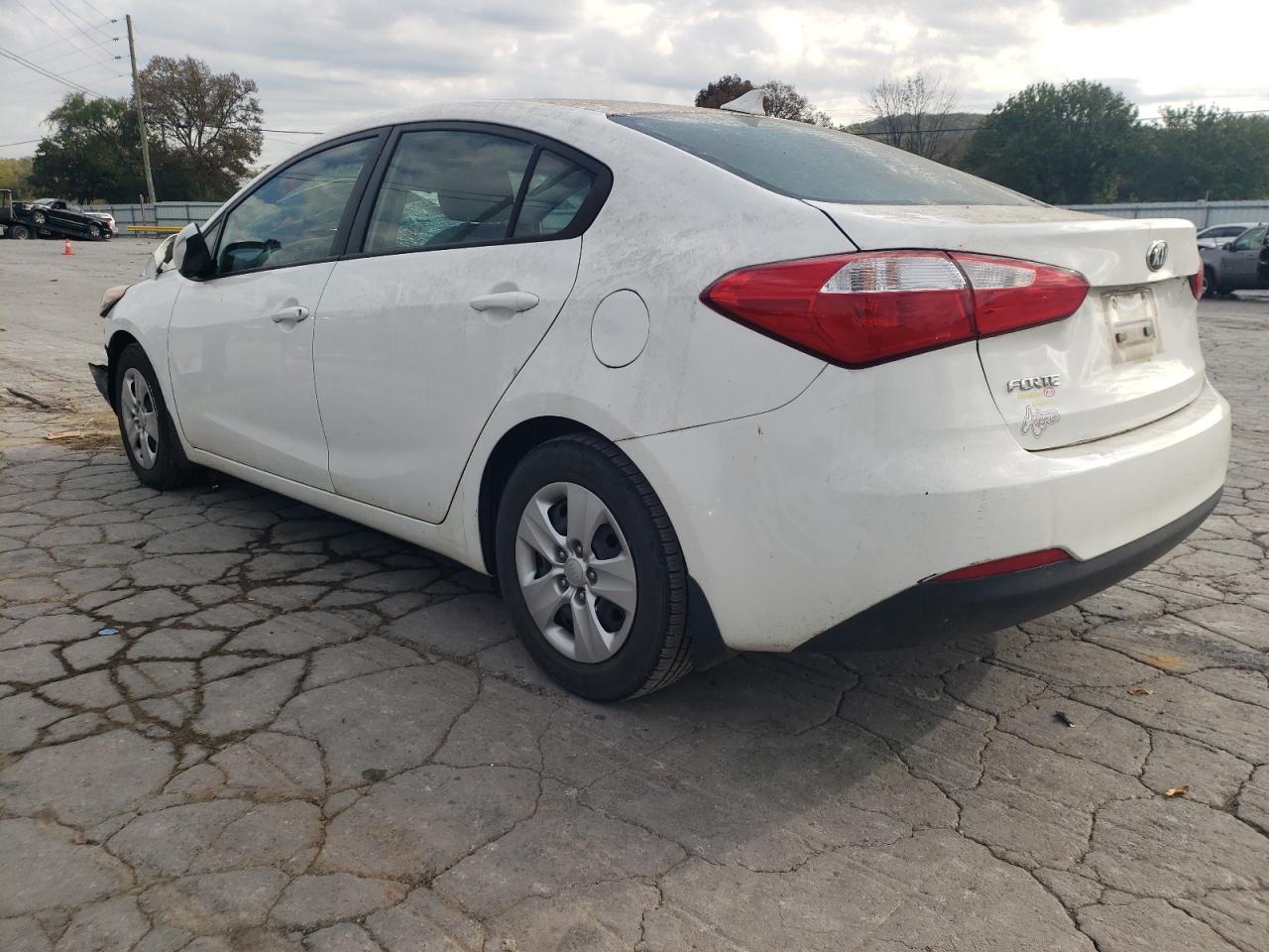 2016 Kia Forte Lx - Image 2