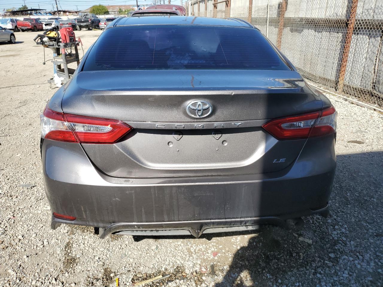 2018 Toyota Camry L - Фото 6