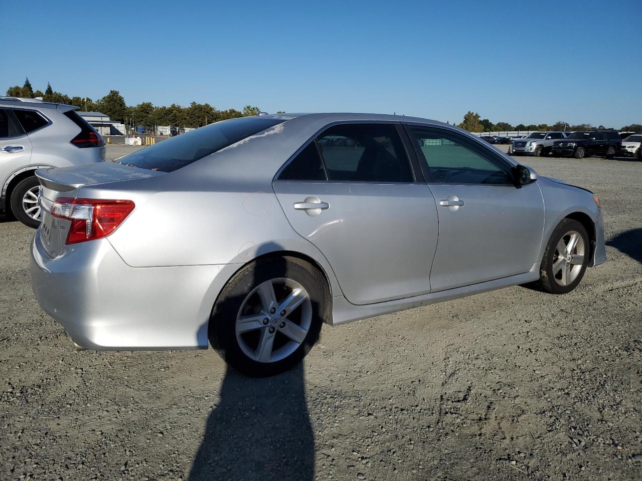 2012 Toyota Camry Base - Фото 3