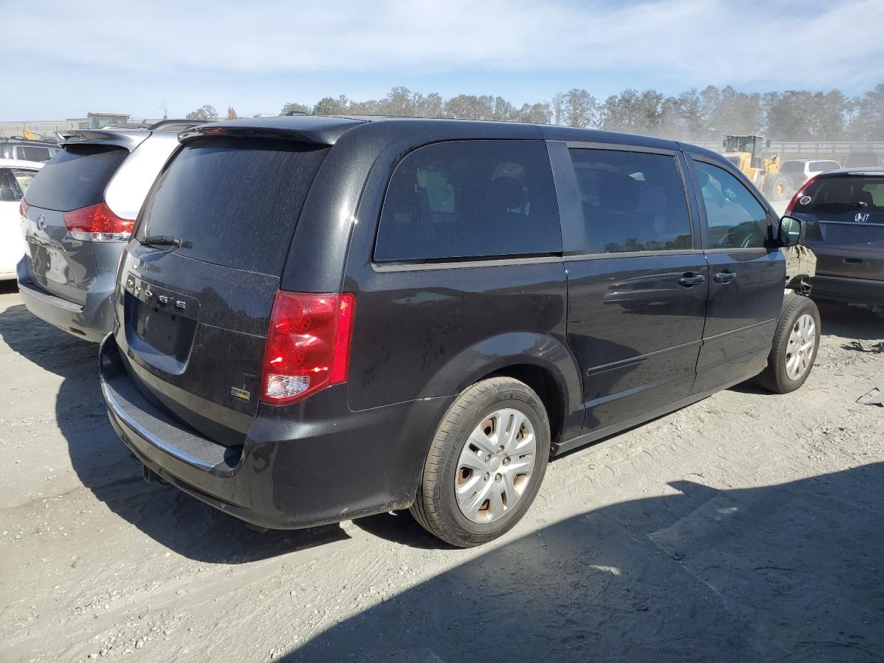2017 Dodge Grand Caravan Se - Фото 3