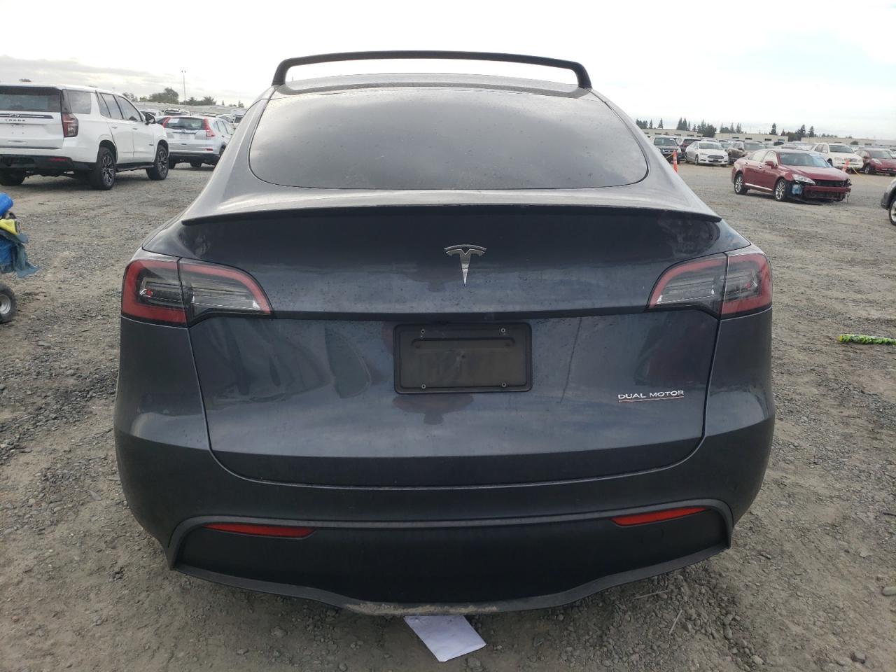 2022 Tesla Model Y - Image 6