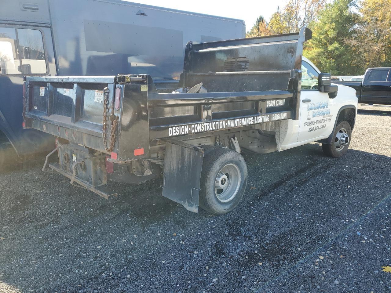2021 Chevrolet Silverado Dump Truck - Фото 3