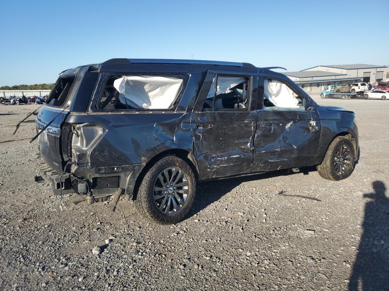 2021 Ford Expedition Max Limited - Image 3