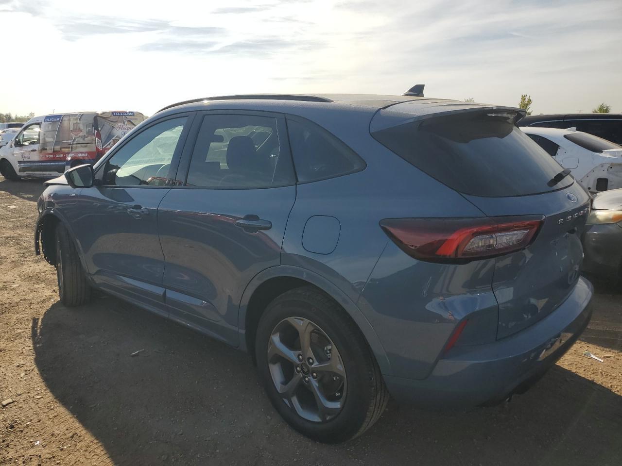 2024 Ford Escape St Line Select - Фото 2