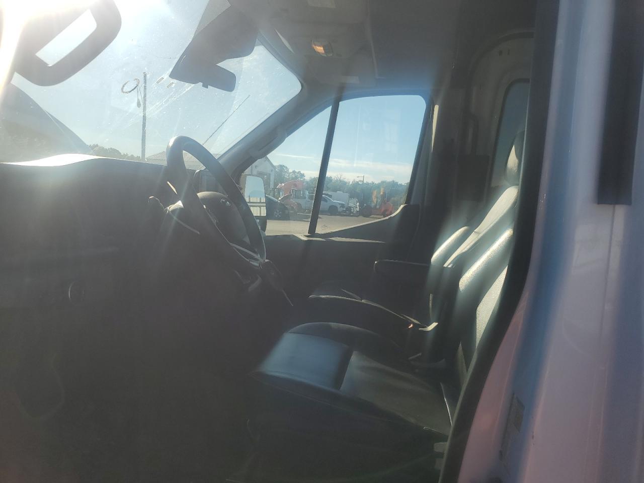 2020 Ford Transit T-350 - Image 7