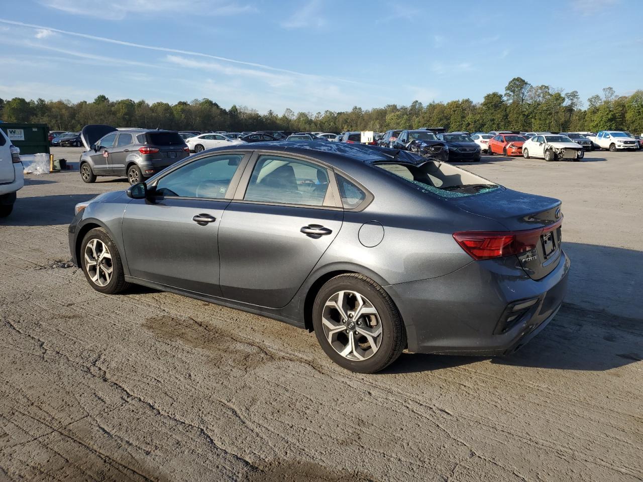 2021 Kia Forte Fe - Image 2