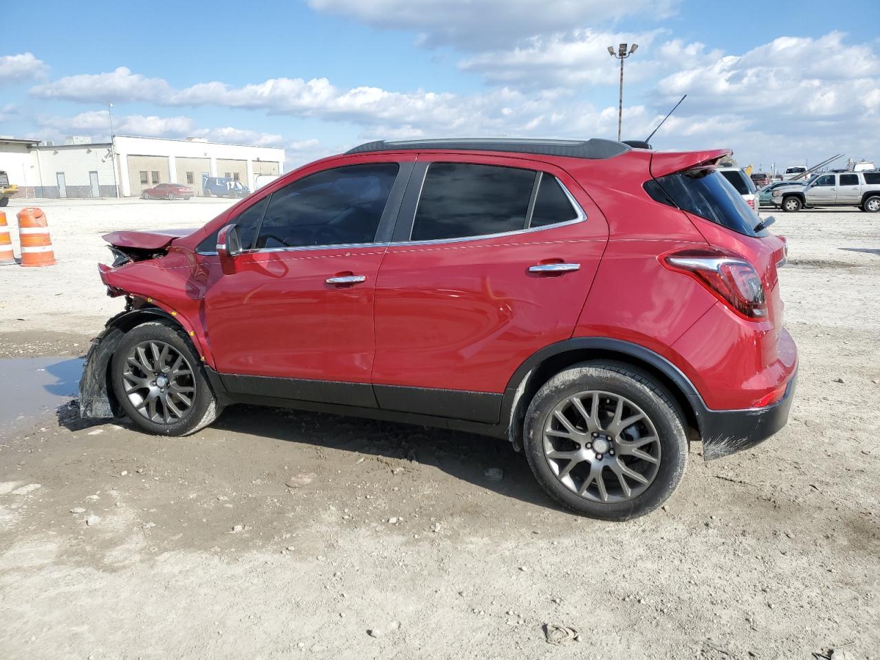 2018 Buick Encore Sport Touring - Фото 2