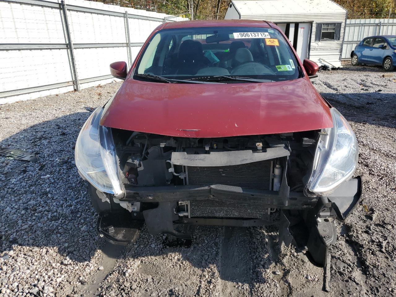 2018 Nissan Versa S - Фото 5