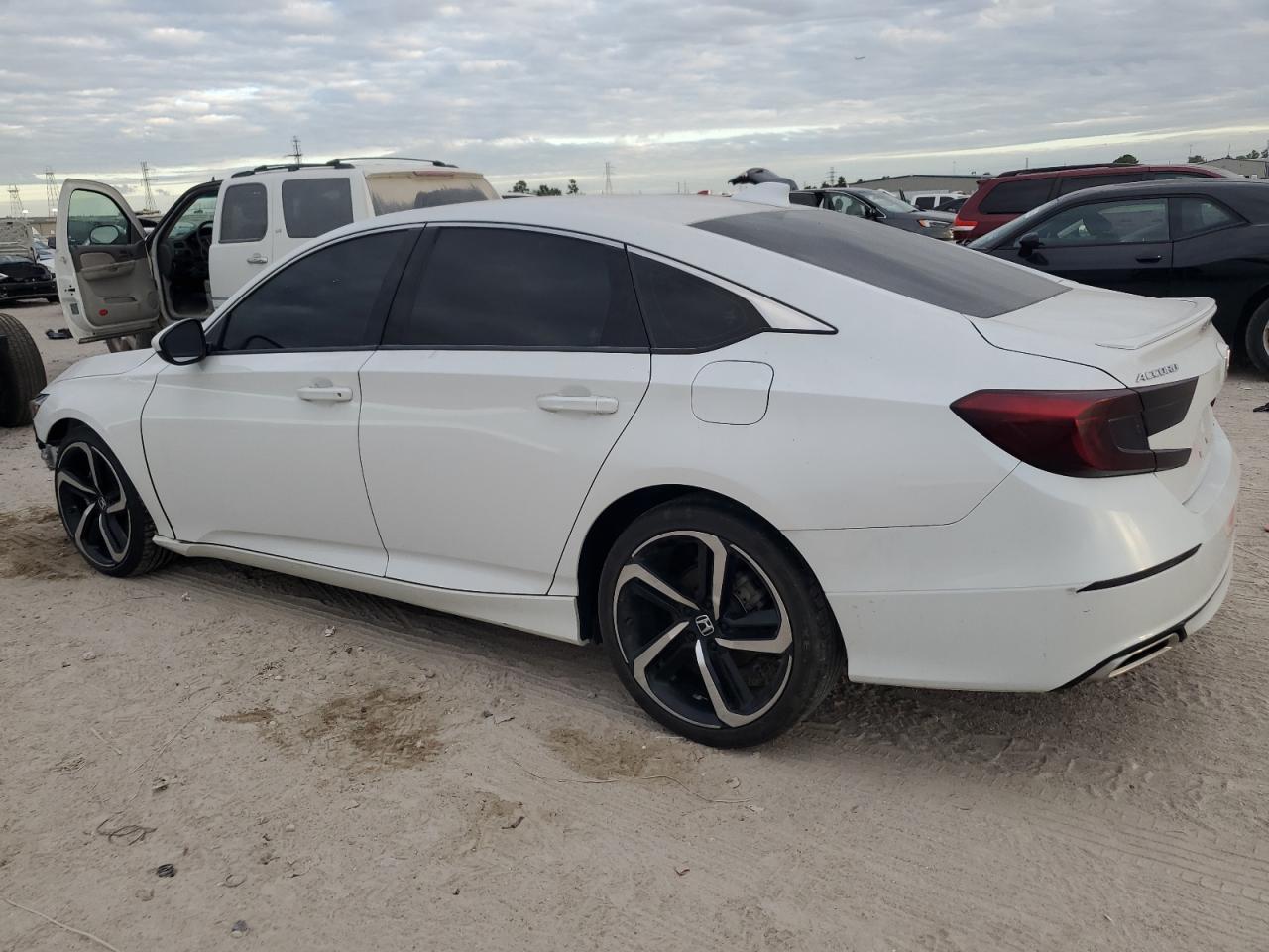 2020 Honda Accord Sport - Фото 2
