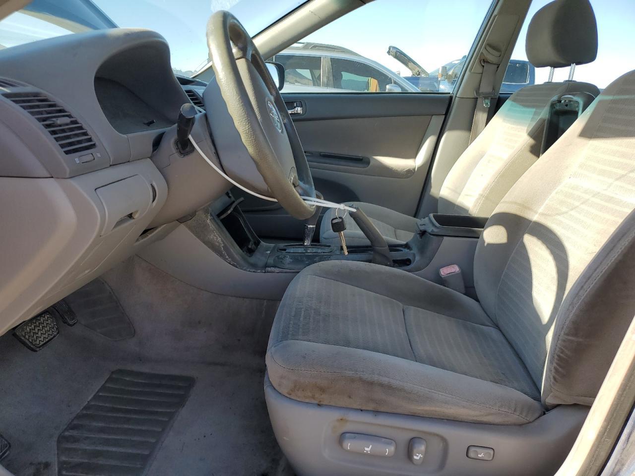 2005 Toyota Camry Le - Фото 7