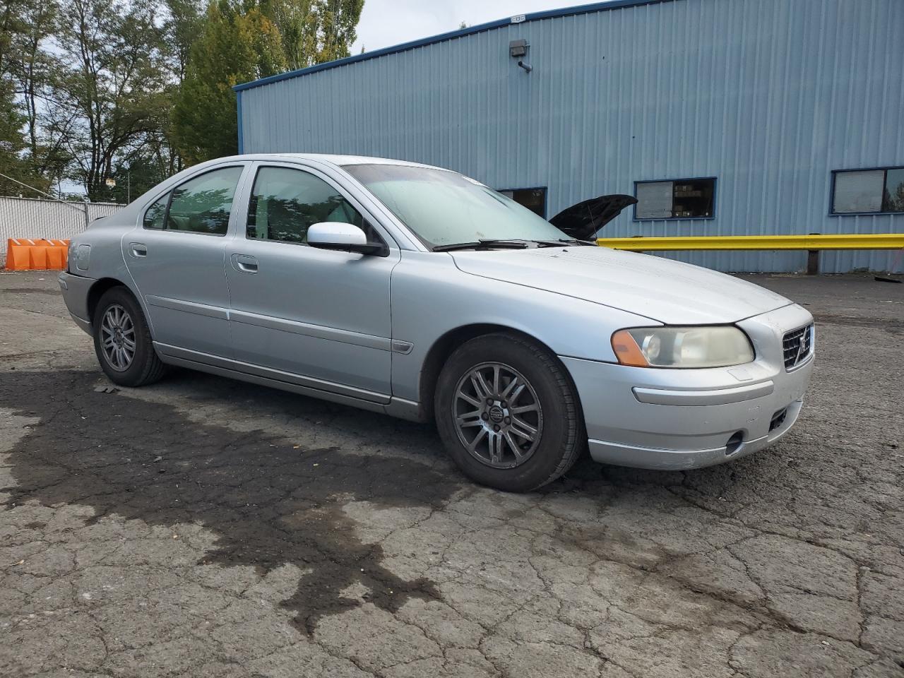 2005 Volvo S60 - Image 4