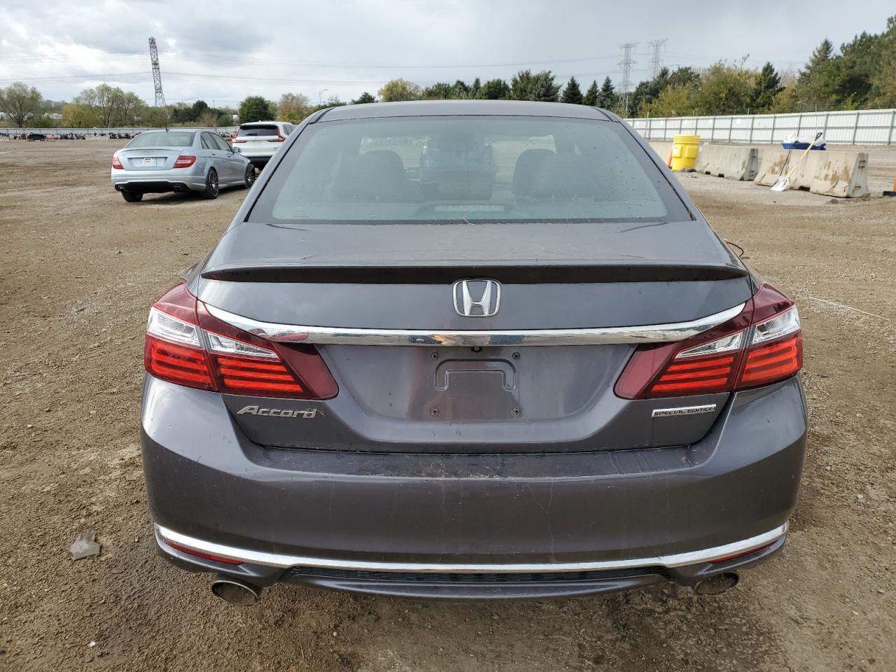 2017 Honda Accord Sport Special Edition - Фото 6