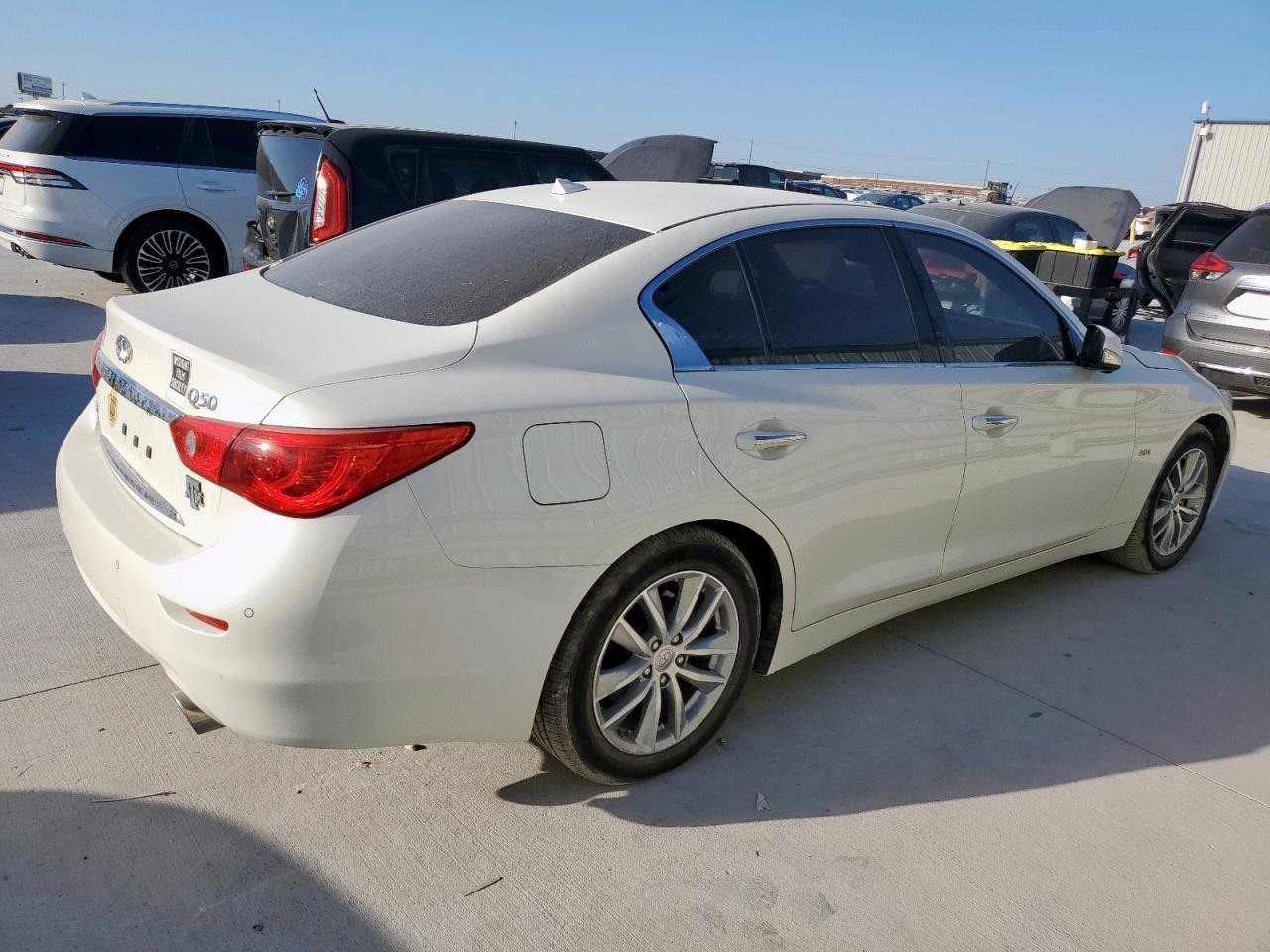 2016 Infiniti Q50 Base - Image 3