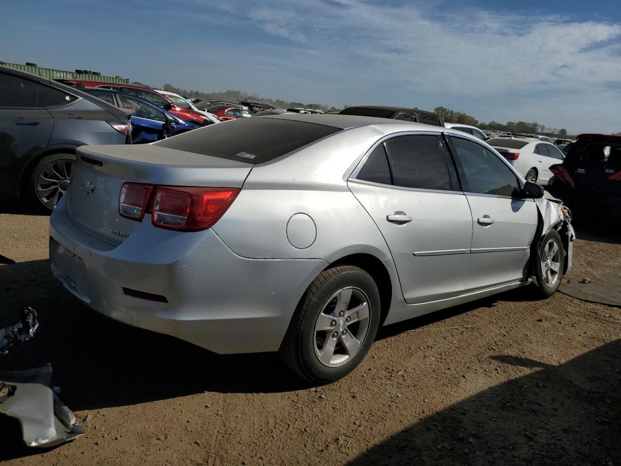 2013 Chevrolet Malibu Ls - Фото 3