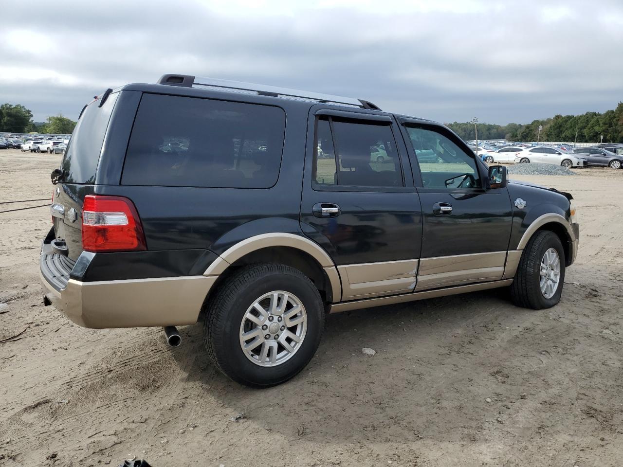 2013 Ford Expedition Xlt - Image 3