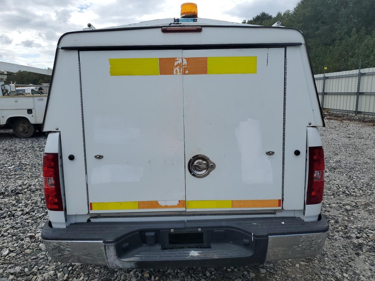 2013 Chevrolet Silverado C1500 - Image 6