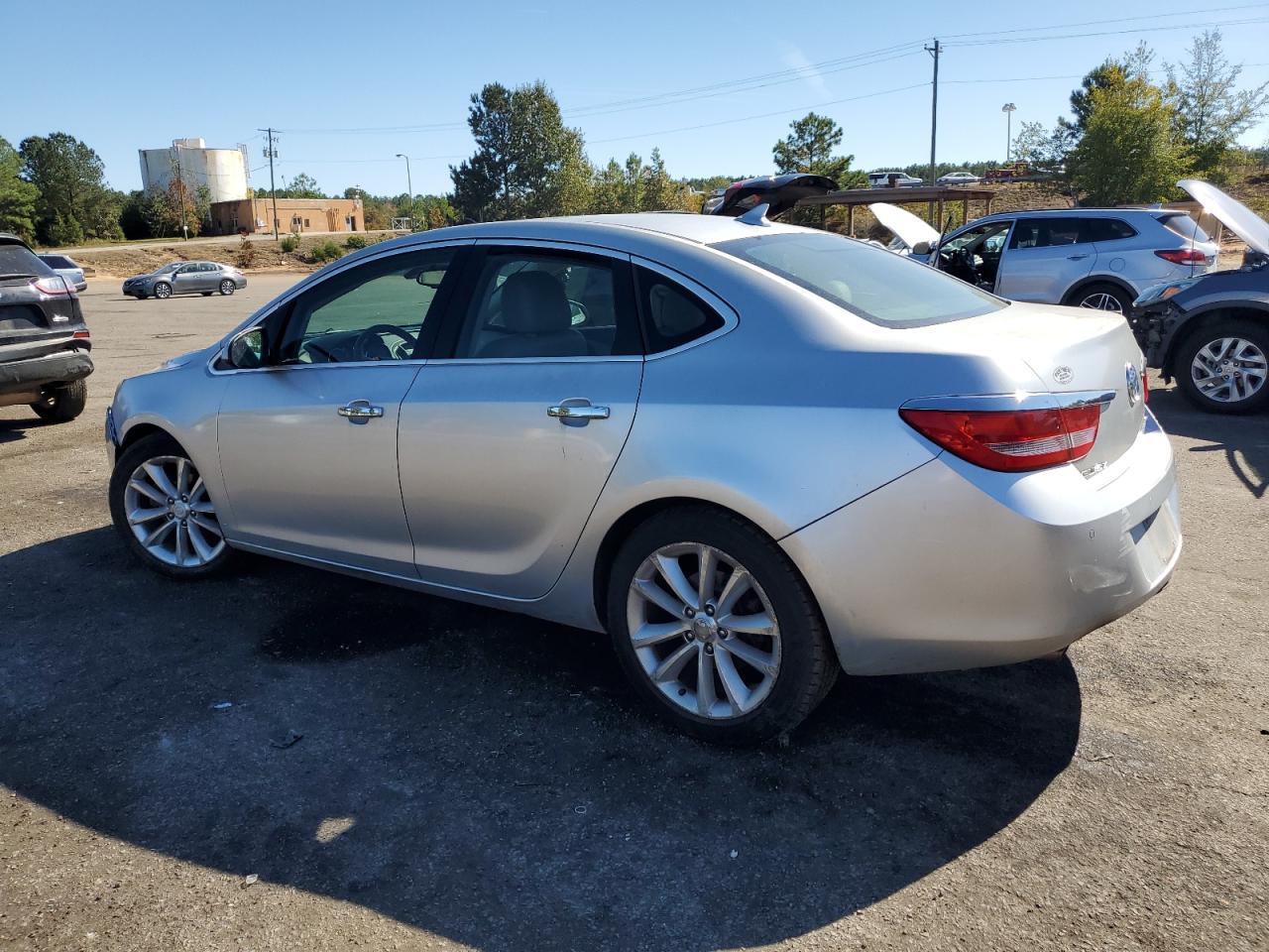 2014 Buick Verano Convenience - Фото 2