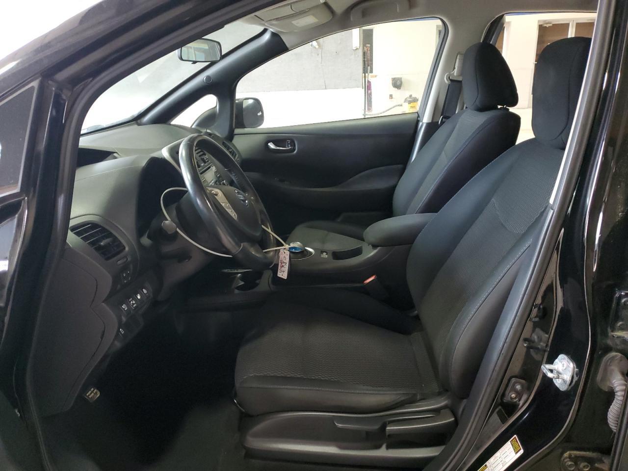 2013 Nissan Leaf S - Image 7