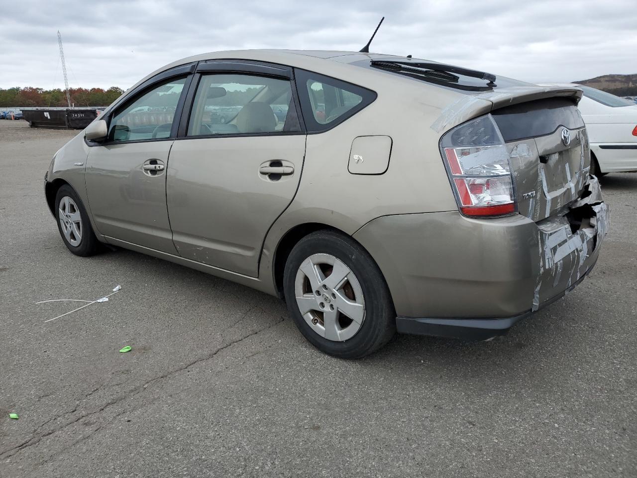 2005 Toyota Prius - Фото 2