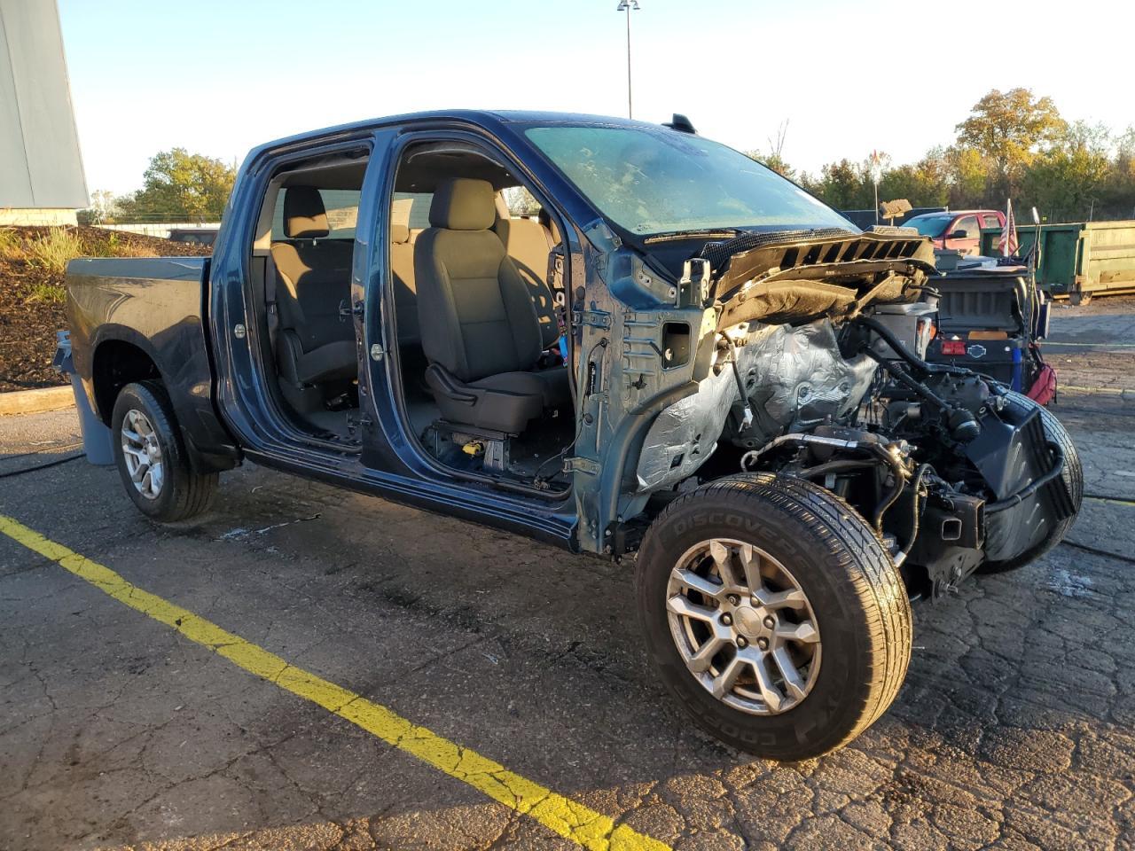 2022 Chevrolet Silverado K1500 Lt - Image 4