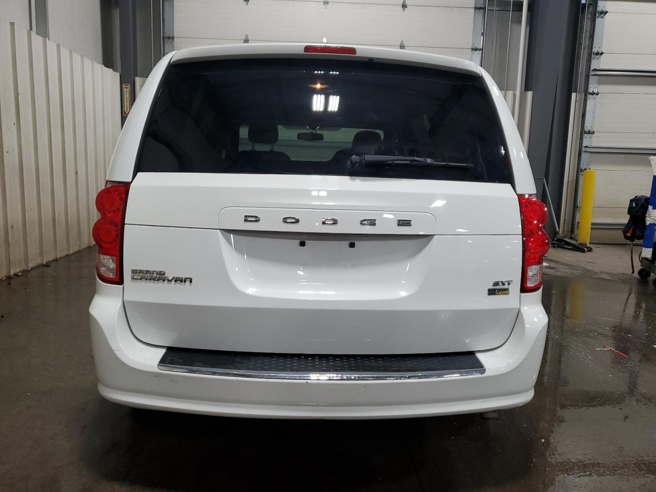 2017 Dodge Grand Caravan Sxt - Фото 6