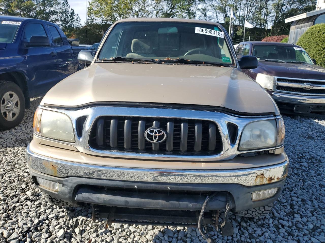 2002 Toyota Tacoma Xtracab - Image 5