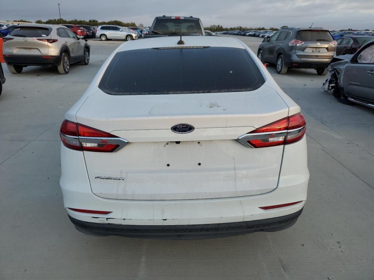 2019 Ford Fusion S - Image 6