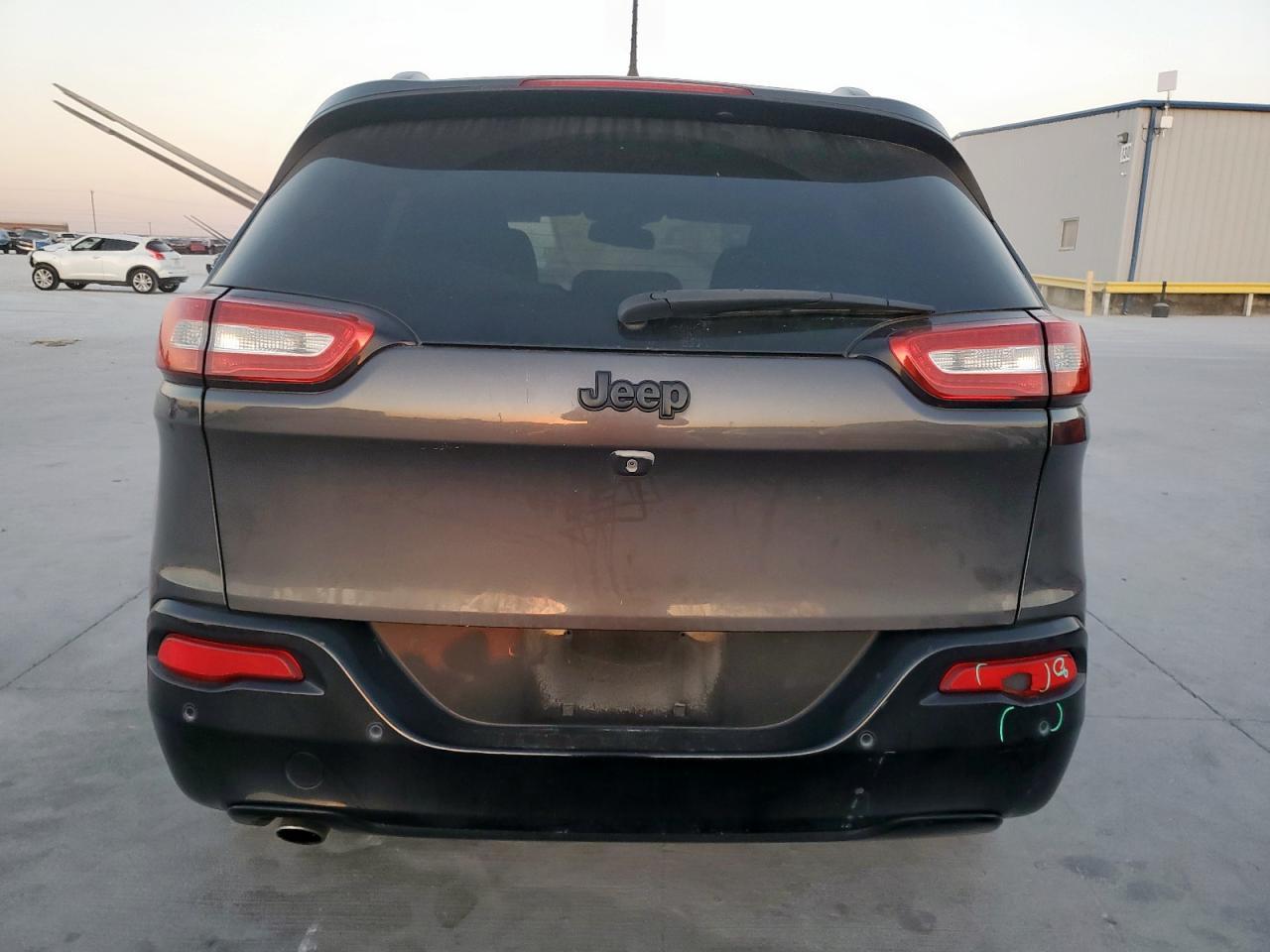2018 Jeep Cherokee Latitude - Фото 6