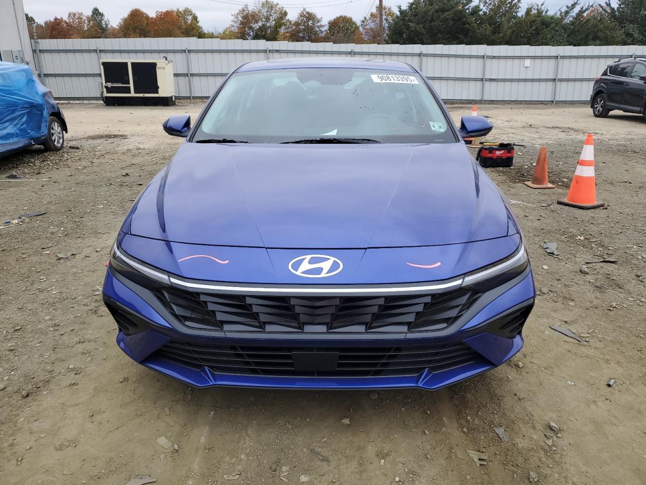 2025 Hyundai Elantra Sel - Image 5