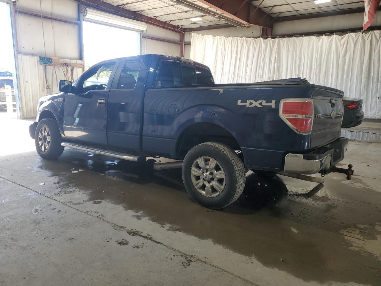 2011 Ford F150 Super Cab - Фото 2