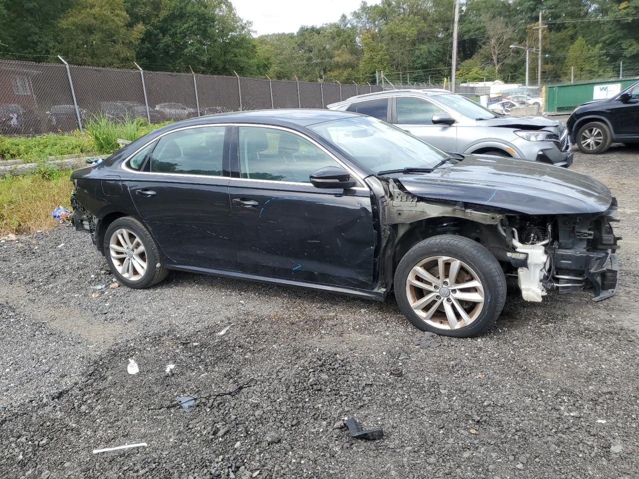 2020 Volkswagen Passat Se - Фото 4