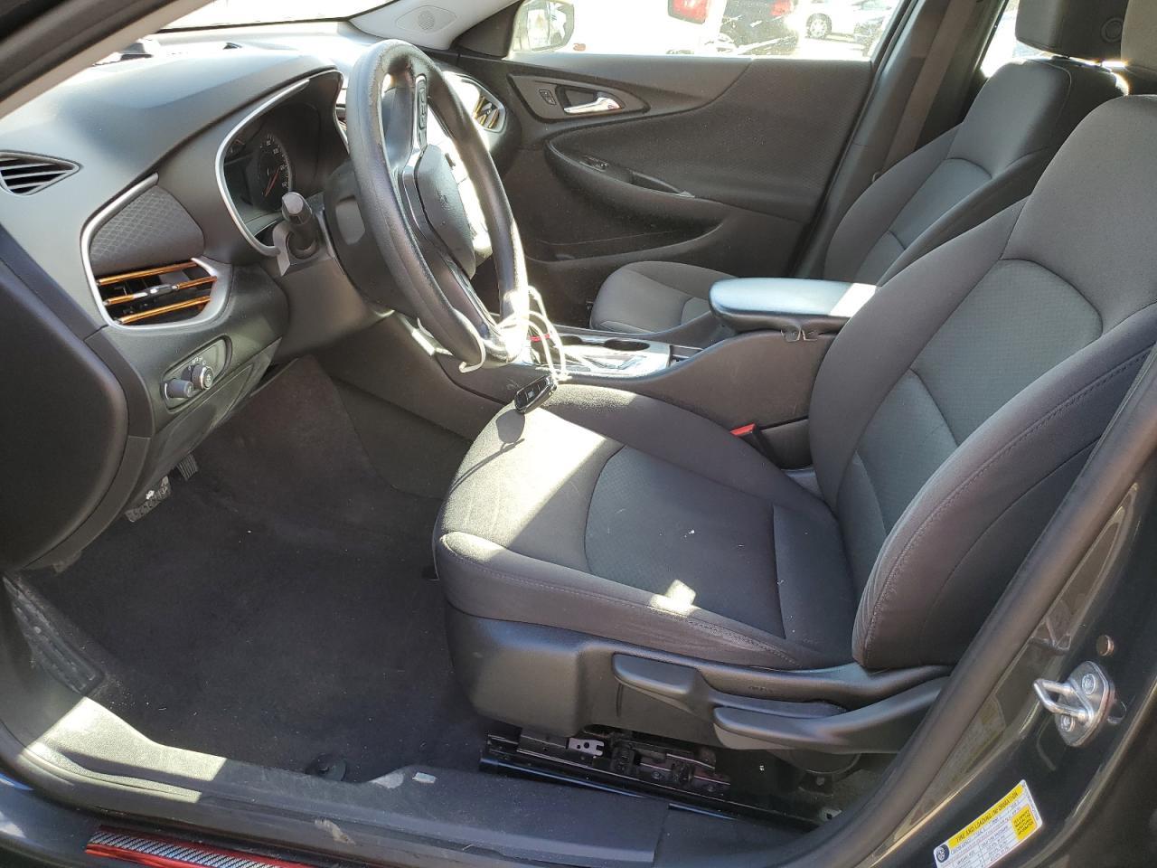 2017 Chevrolet Malibu Ls - Фото 7