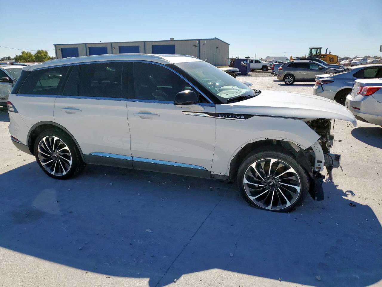 2023 Lincoln Aviator Reserve - Image 4
