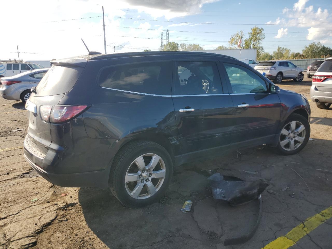2017 Chevrolet Traverse Lt - Фото 3