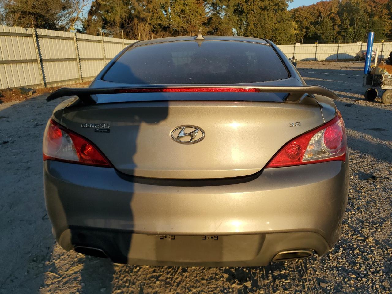 2011 Hyundai Genesis Coupe 3.8L - Image 6