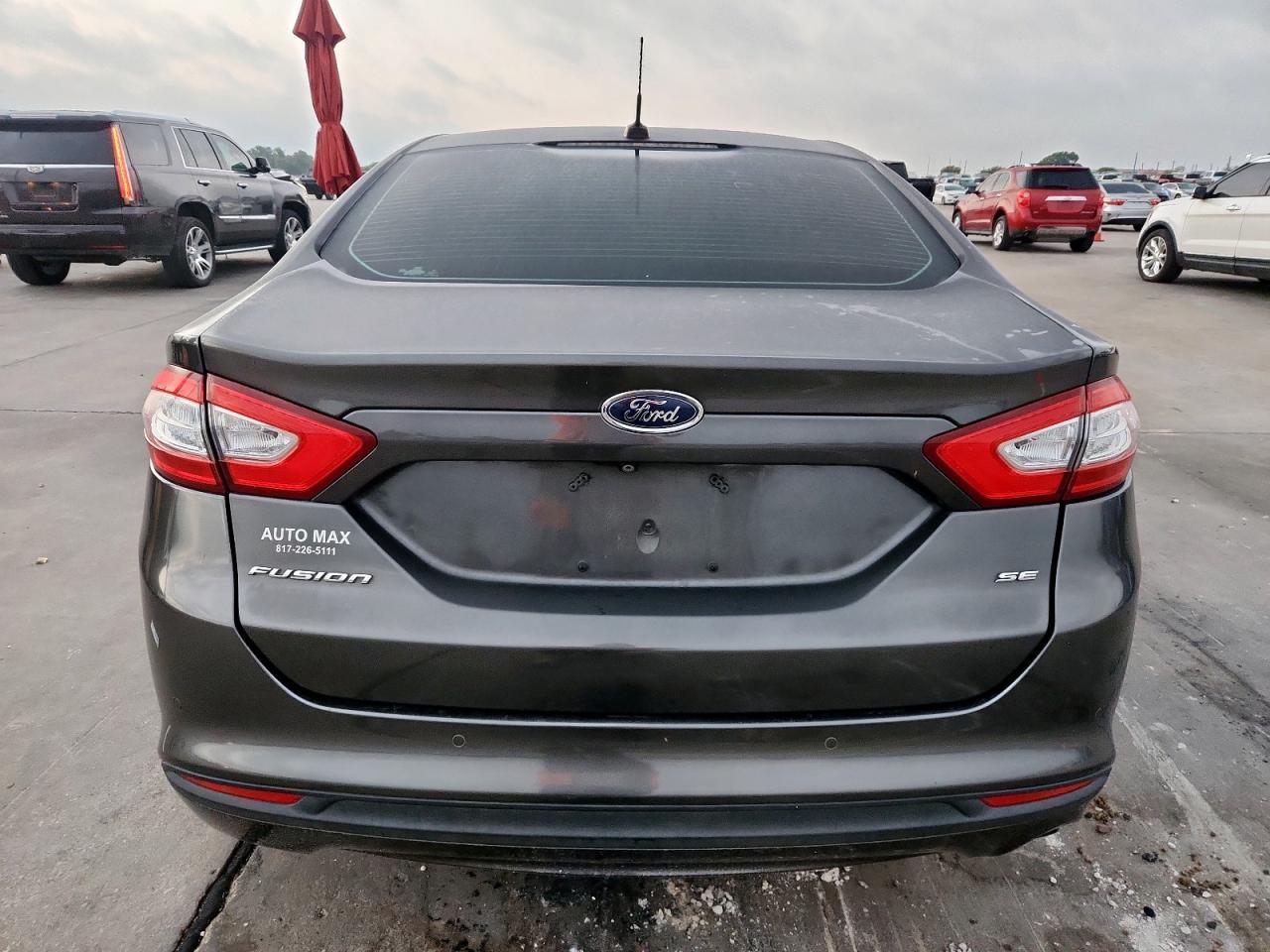 2016 Ford Fusion Se - Image 6
