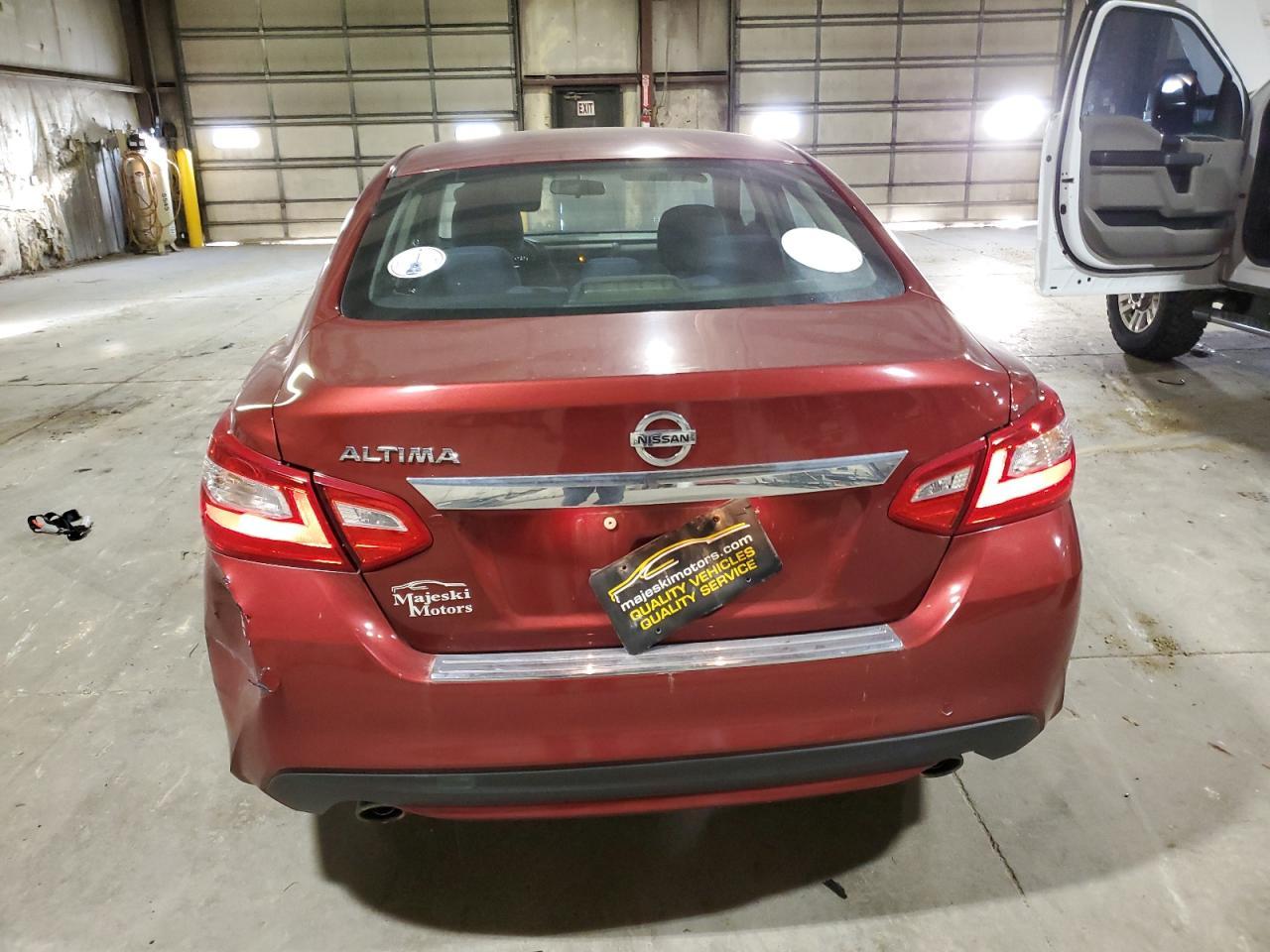 2016 Nissan Altima 2.5 - Фото 6