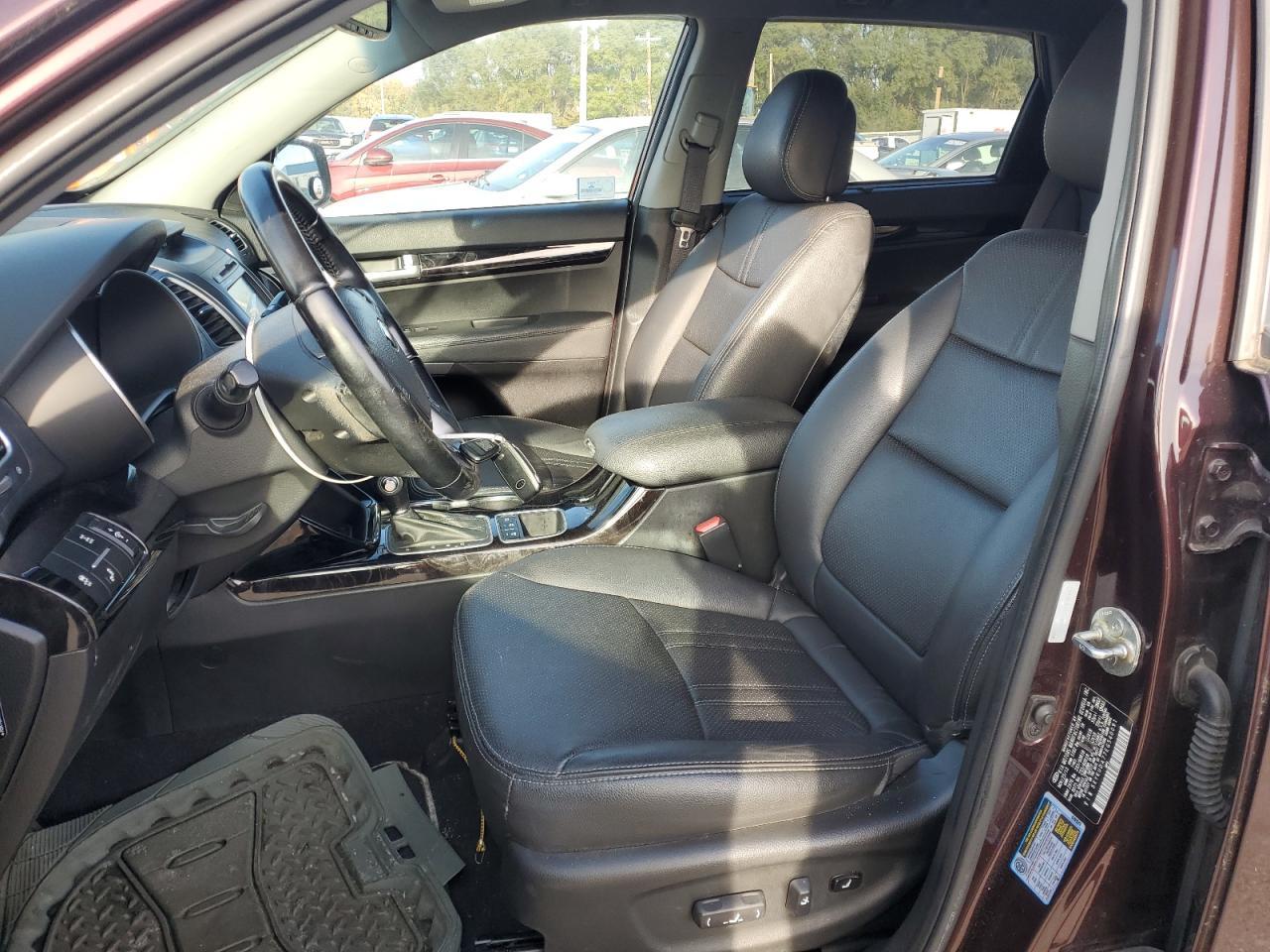 2014 Kia Sorento Ex - Image 7