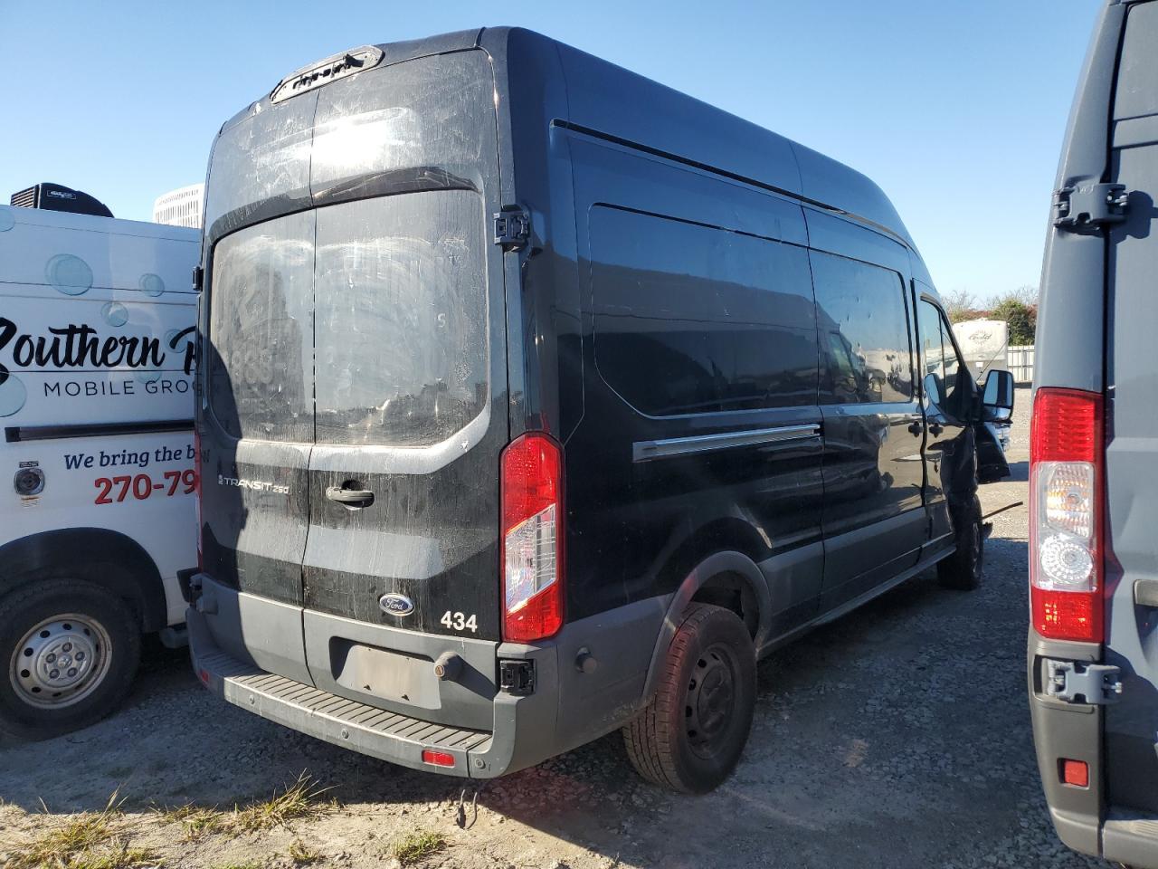 2018 Ford Transit T-250 - Image 3