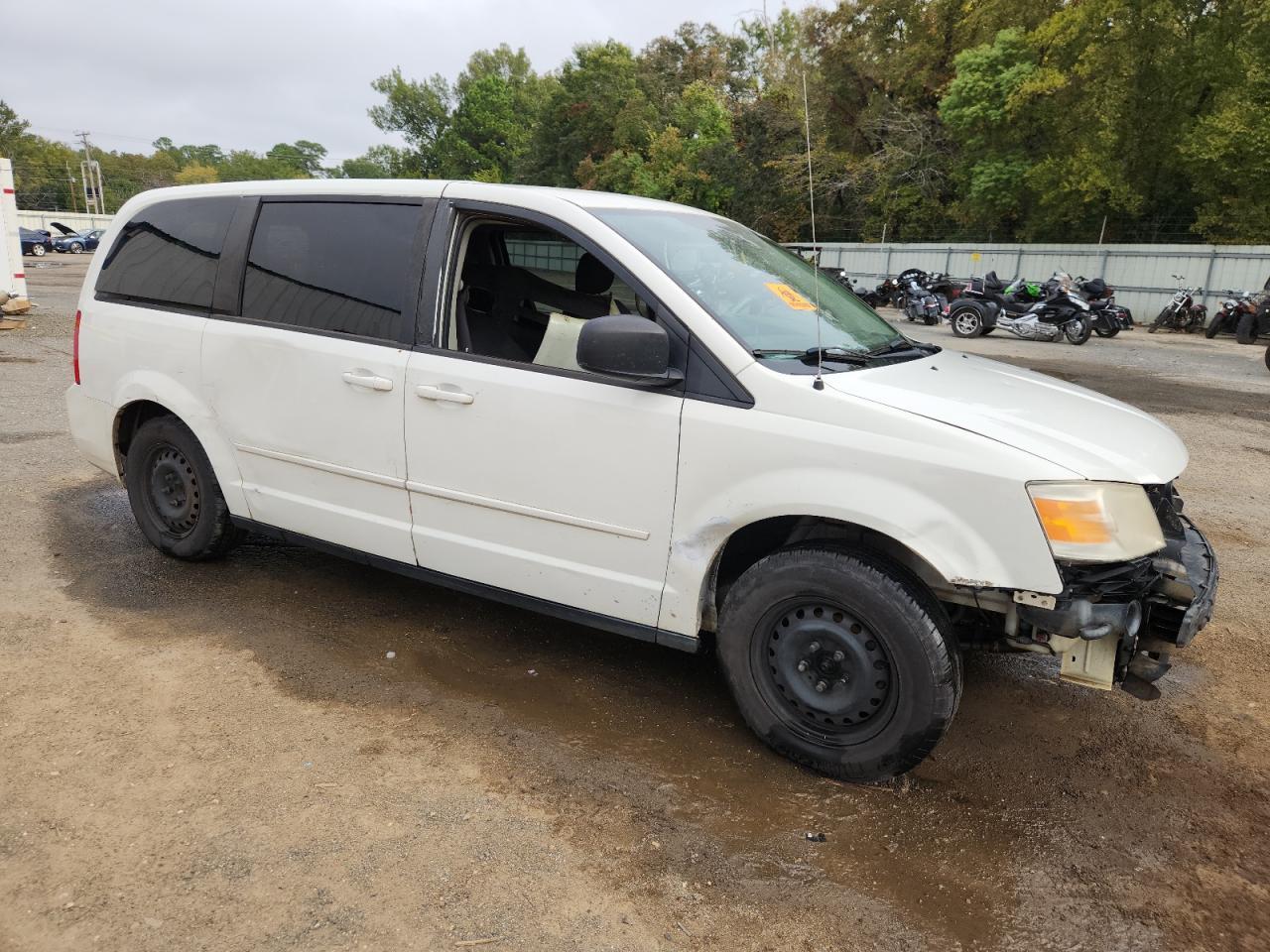 2010 Dodge Grand Caravan Se - Image 4