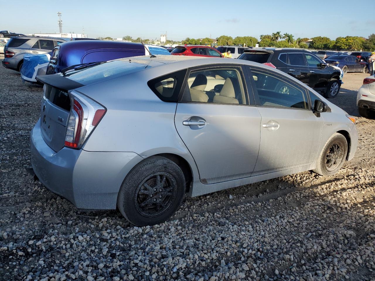2014 Toyota Prius - Фото 3