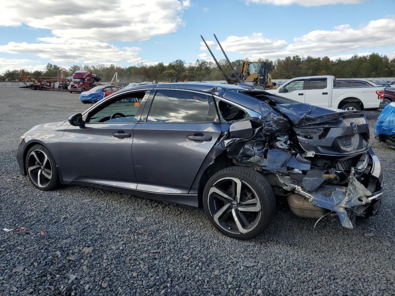 2019 Honda Accord Sport - Фото 2