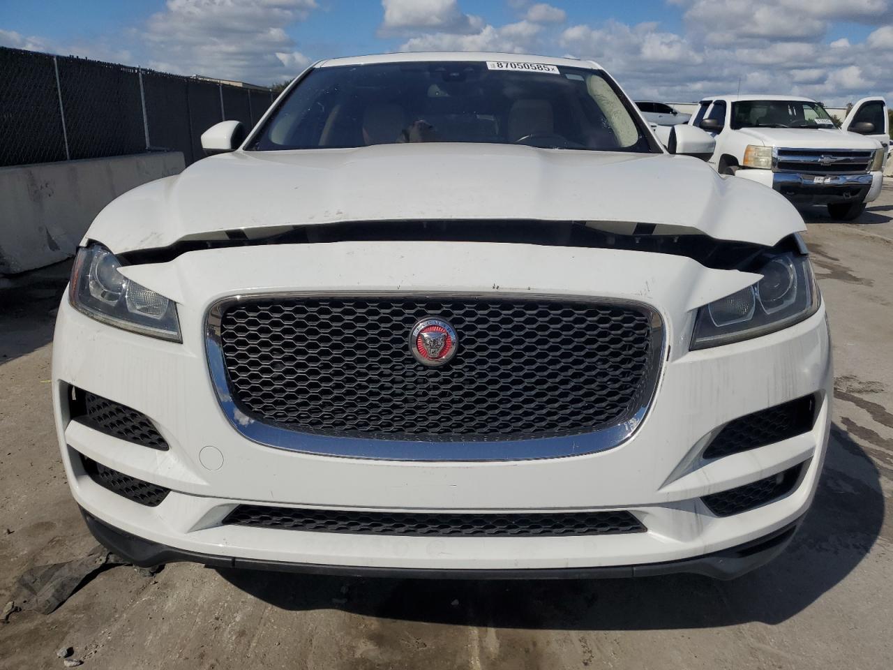 2018 Jaguar F-Pace Premium - Image 5