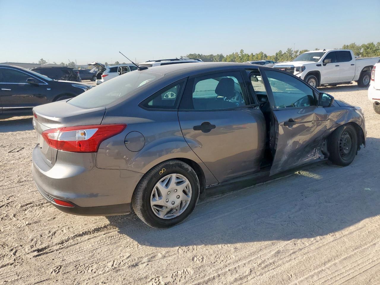 2014 Ford Focus S - Фото 3