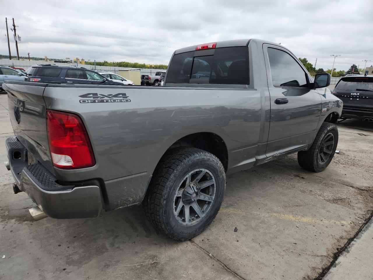 2013 Ram 1500 St - Image 3